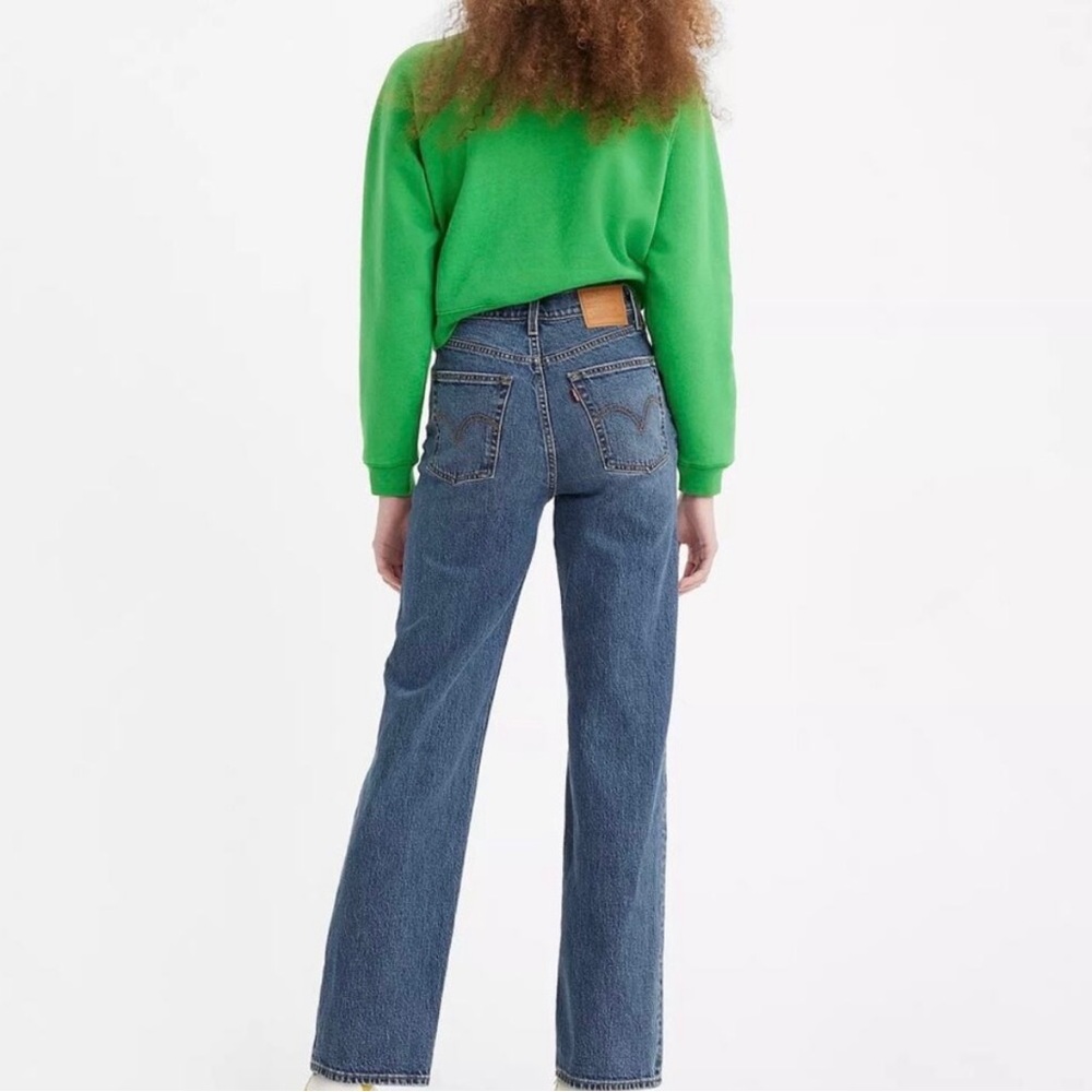 Levi's Women's High Rise Ribcage Straight Button Fly Denim Jeans Size 26 Blue
